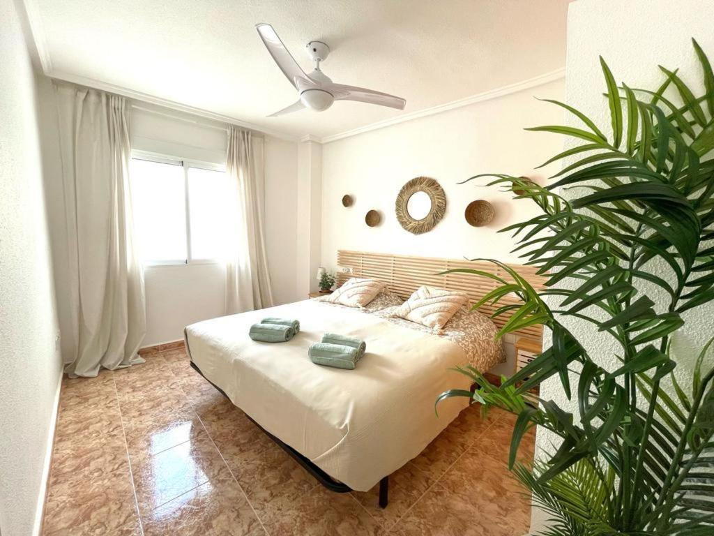 Apartamento Azzurro Lejlighed Torrevieja Eksteriør billede