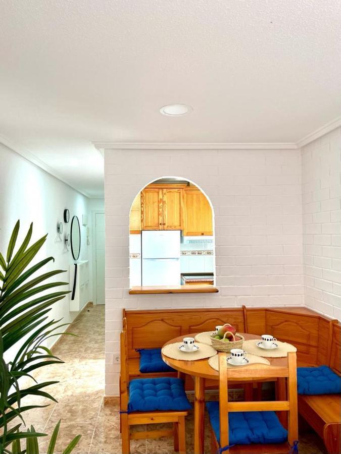 Apartamento Azzurro Lejlighed Torrevieja Eksteriør billede